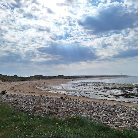 1 Fulmar Road**Next To West Beach And Golf Course Lossiemouth Exterior foto