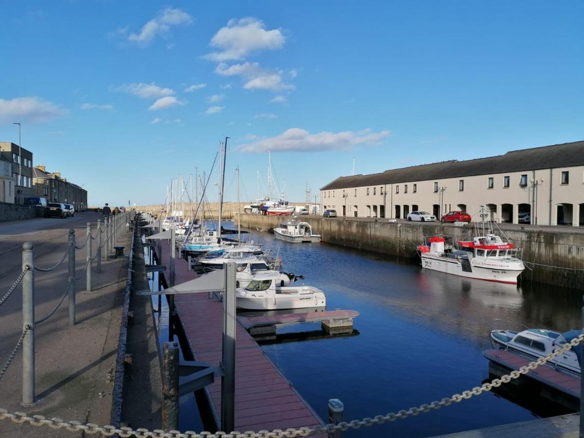 1 Fulmar Road**Next To West Beach And Golf Course Lossiemouth Exterior foto